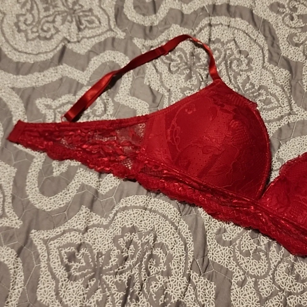 Bra - Picture 2 of 7
